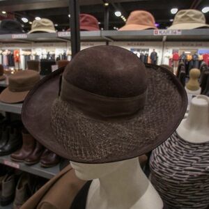 Brown Hat Mid Century 100% Wool with Free Tote & Makeup Bag
